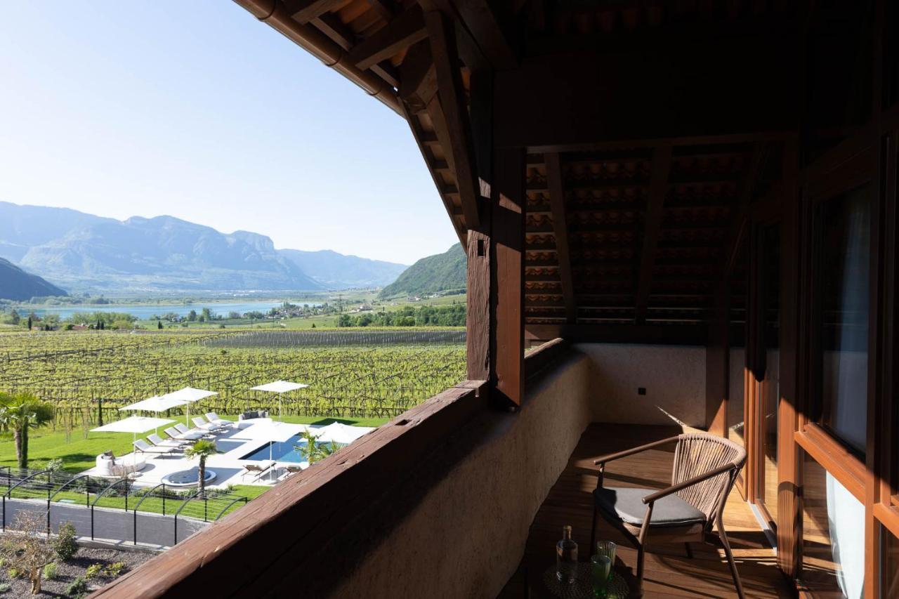 Ansitz Battisti Suites (Adults Only) Caldaro Bagian luar foto