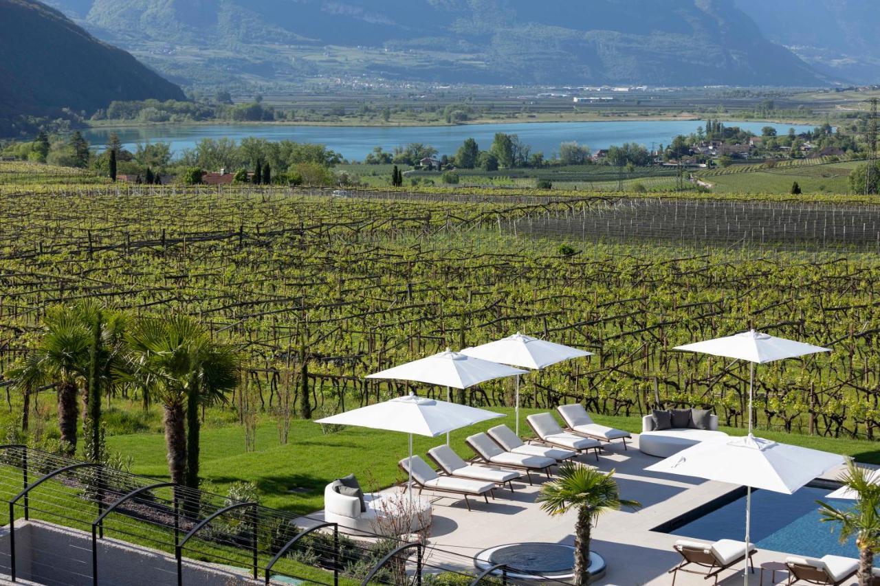 Ansitz Battisti Suites (Adults Only) Caldaro Bagian luar foto